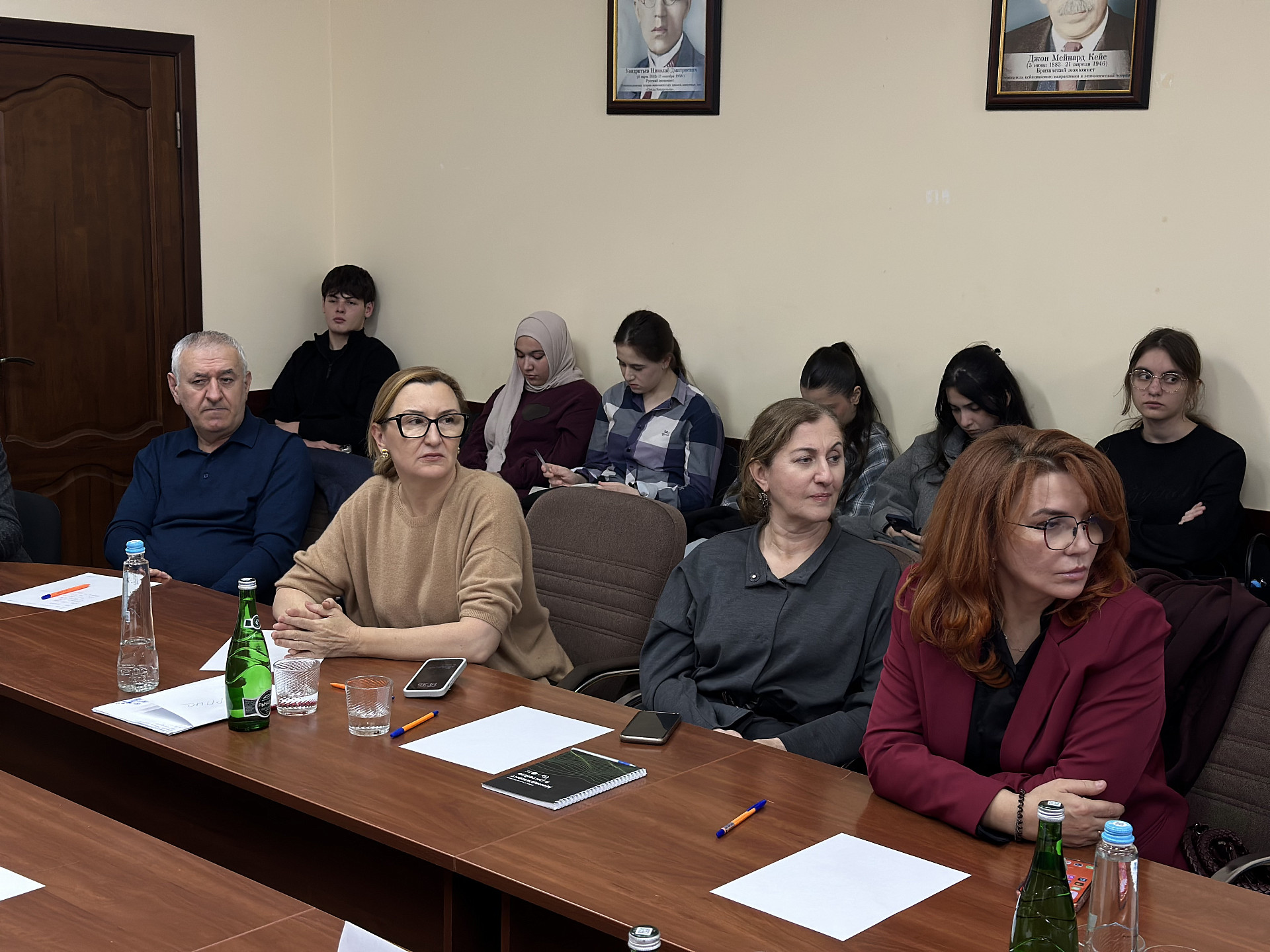 В ДГУ обсудили проект закона о республиканском бюджете РД на 2026 год